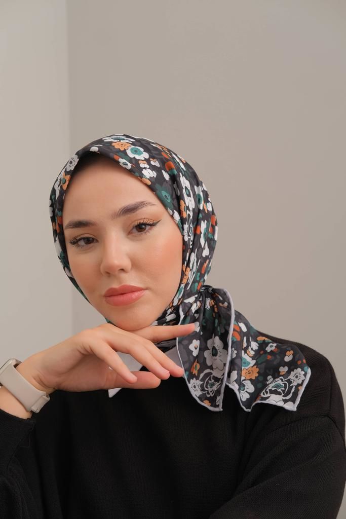 Çıtır Çiçek Desen (Siyah) RTS-1002-10