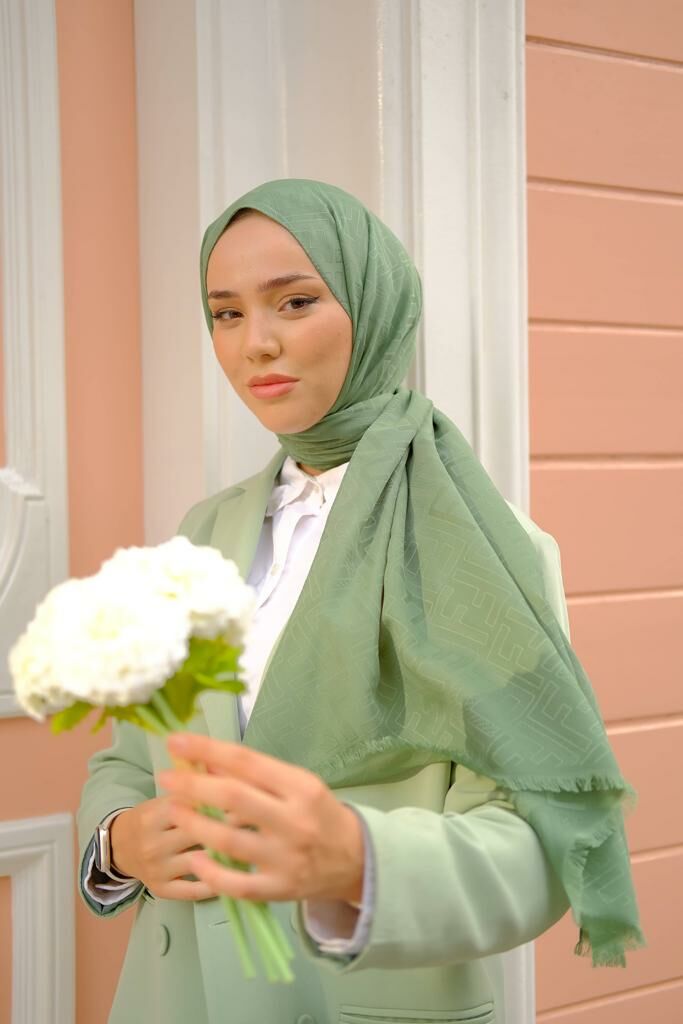 Fendi Desen Şal