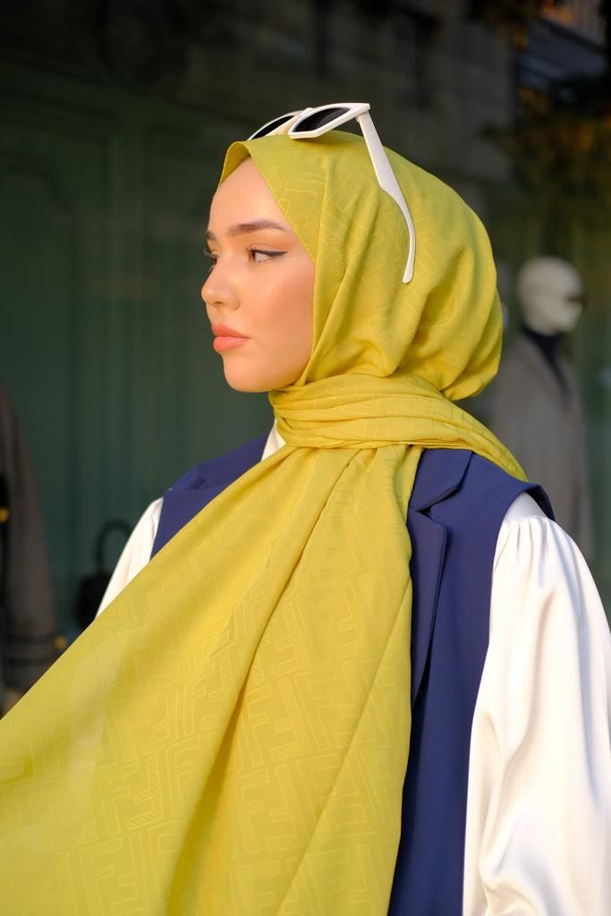 Fendi Desen Şal