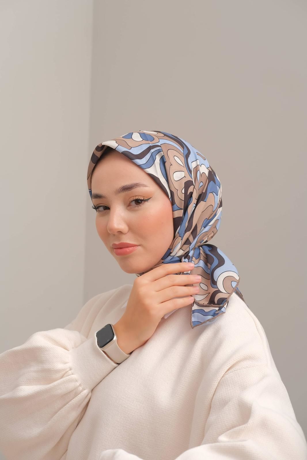 Peri Desen Eşarp RTS-1017-2
