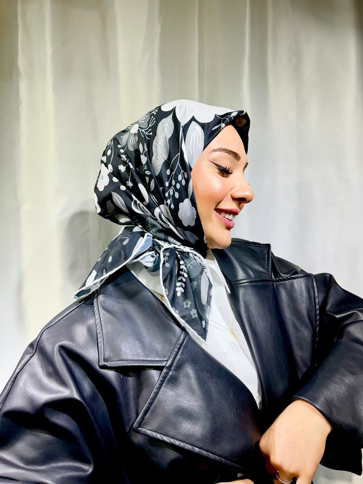 Lobelya Desen Eşarp  ( Siyah ) RTS-1009-17