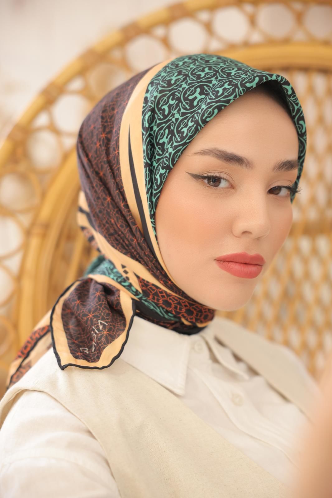 Viola Desen  Eşarp ( Yeşil-Kahve ) RTS-1035-6