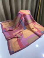 geometrik desen eşarp pembe tonları
