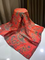etro desen eşarp kırmızı